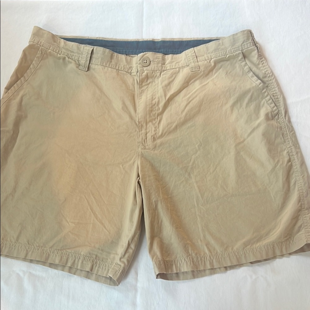 Columbia Tan Flat Front Shorts Lightweight Casual